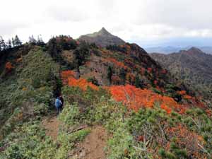 武尊山から剣ヶ峰山へ向かう